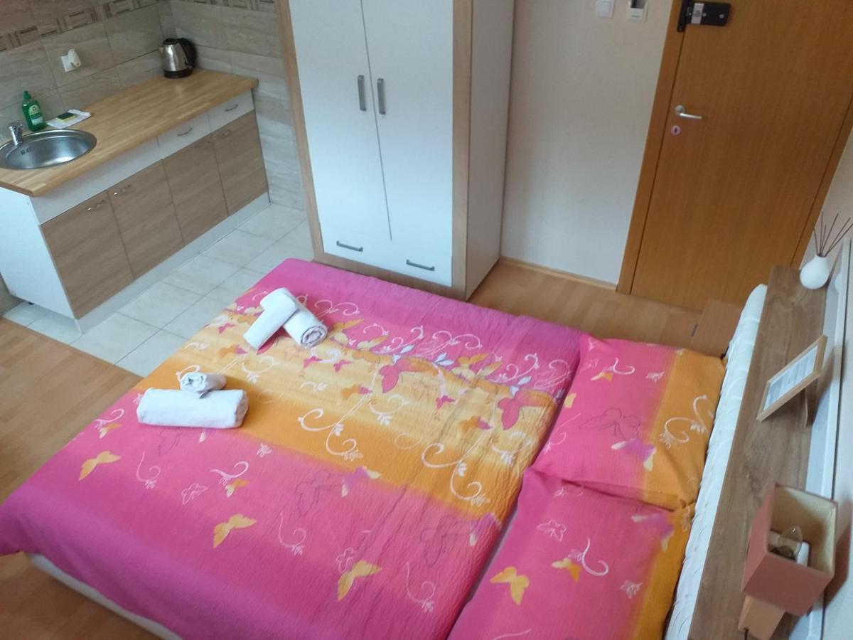 Sun City Apartments Trebinje Ngoại thất bức ảnh