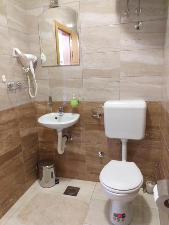 Sun City Apartments Trebinje Ngoại thất bức ảnh