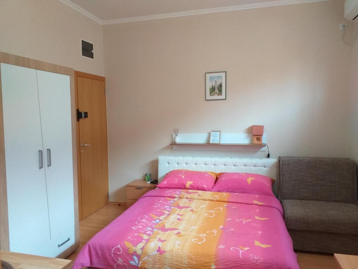 Sun City Apartments Trebinje Ngoại thất bức ảnh