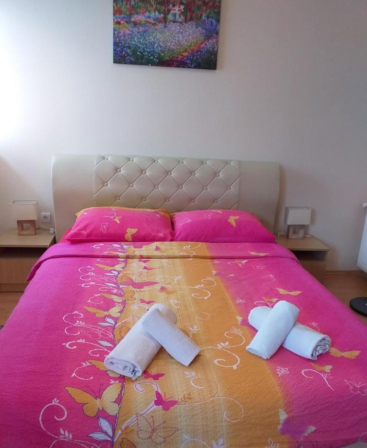 Sun City Apartments Trebinje Ngoại thất bức ảnh