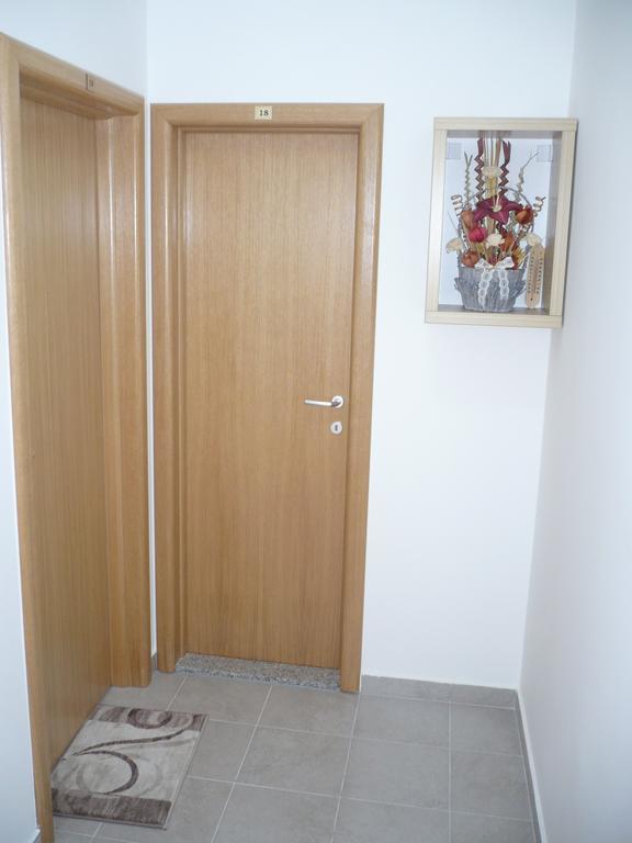Sun City Apartments Trebinje Ngoại thất bức ảnh