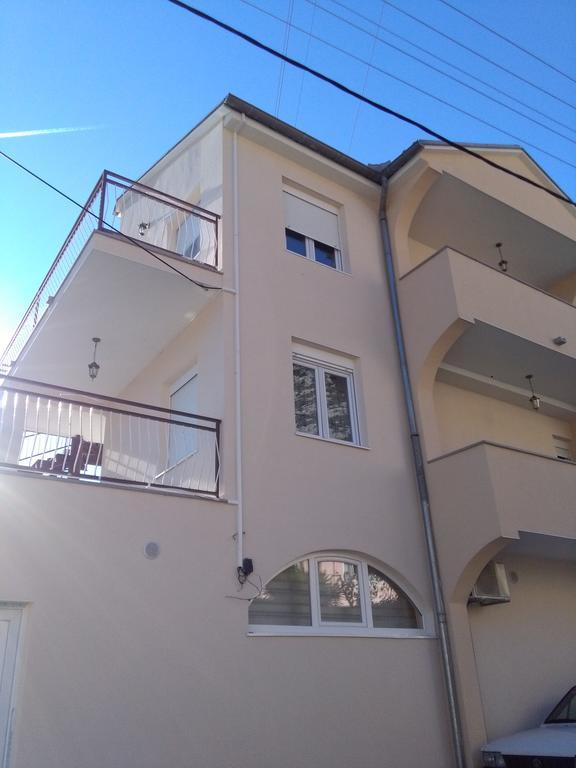 Sun City Apartments Trebinje Ngoại thất bức ảnh
